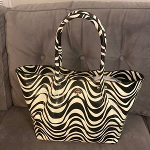 NWT Kate Spade Tolen First Prize Bag, MSRP $328, Wth Dust Bag, Minor discolorati